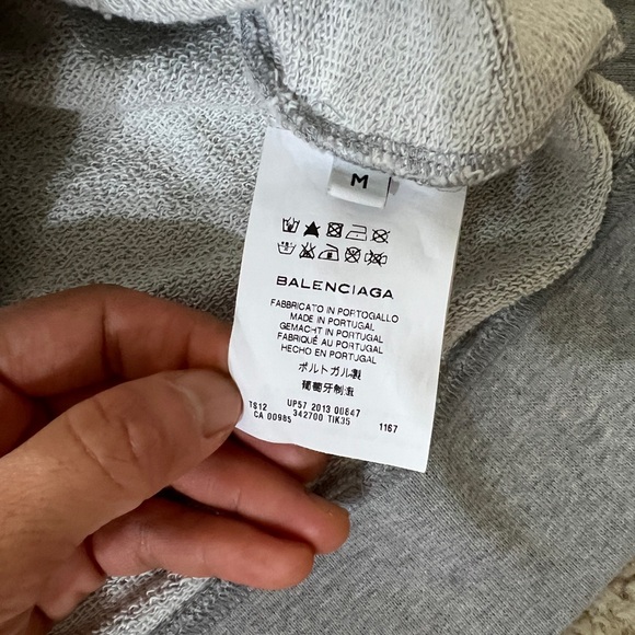 Balenciaga .T’S - graphic sweatshirt - size M - Picture 6 of 16